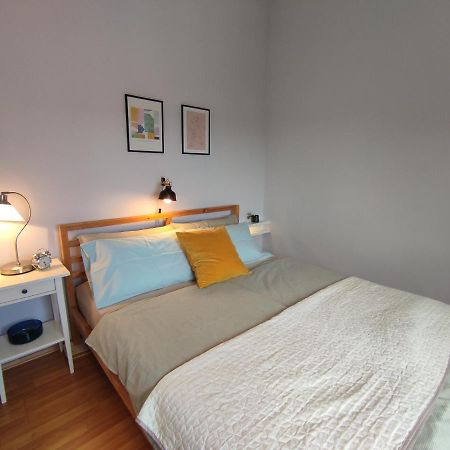 Apartment For Two 200M From The Beach プーラ エクステリア 写真